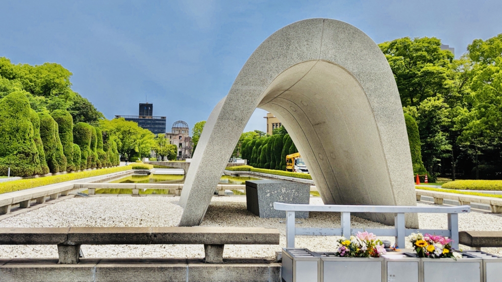 広島平和記念碑（原爆ドーム）／負の遺産