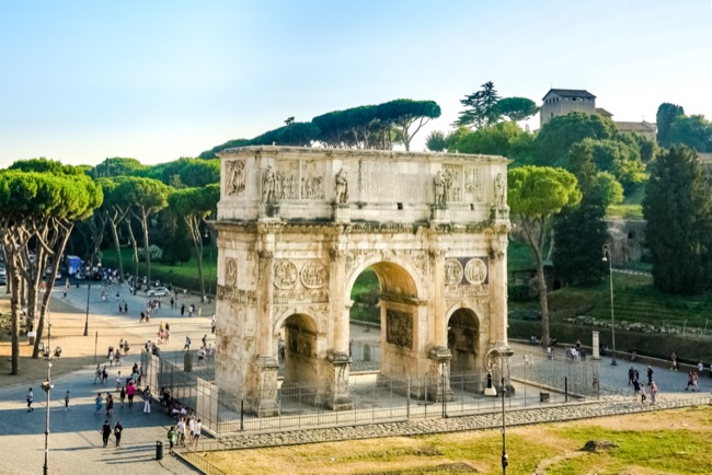 コンスタンティヌスの凱旋門／ローマ歴史地区、教皇領とサン・パオロ・フオーリ・レ・ムーラ大聖堂
