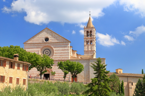 サンタ・キァーラ修道院／アッシジ、フランチェスコ聖堂と関連修道施設群