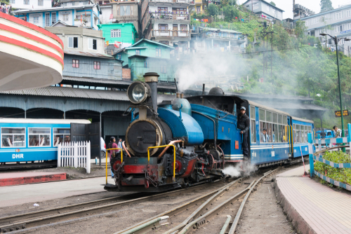 ダージリン・ヒマラヤ鉄道／インドの山岳鉄道群