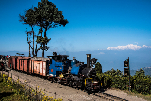 ダージリン・ヒマラヤ鉄道／インドの山岳鉄道群