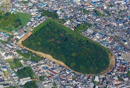 仲ツ山古墳（仲津山古墳）／古市エリア