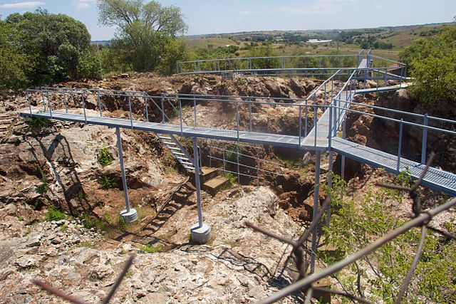 スタルクフォンテイン渓谷／南アフリカの人類化石遺跡群