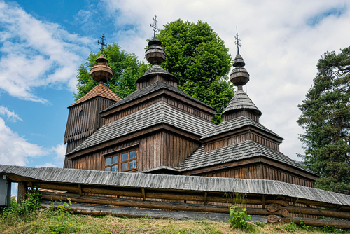 ボドルジャルの聖ニコラオス教会／カルパティア山脈地域のスロヴァキア側の木造教会群