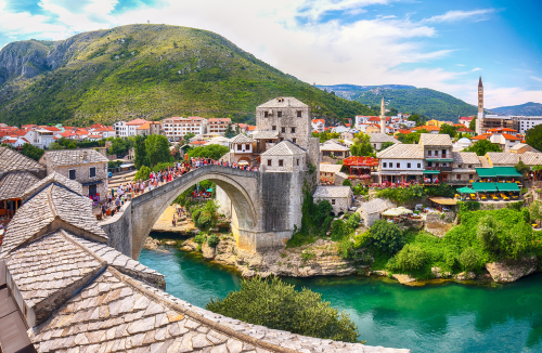 モスタル旧市街の古い橋（スタリ・モスト）の地区／ボスニア・ヘルツェゴビナの世界遺産