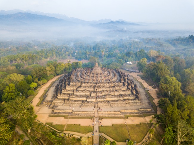 ボロブドゥール寺院遺跡群／インドネシアの世界遺産