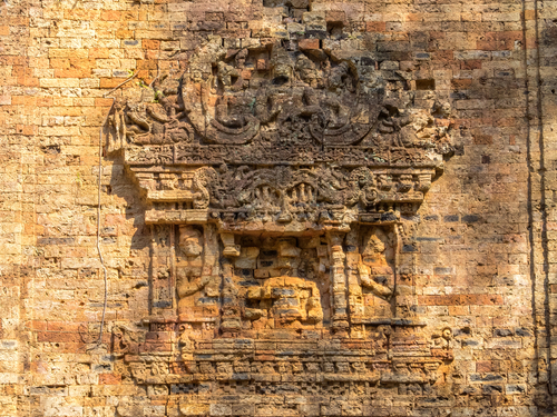 サンボー・プレイ・クックの寺院地区：古代イシャナプラの考古遺跡／カンボジアの世界遺産