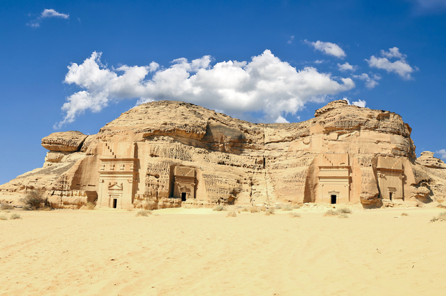 アル＝ヒジュルの考古遺跡（マダイン・サーレハ）／サウジアラビアの世界遺産