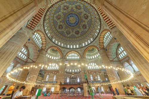 セリミエ・モスクとその社会的複合施設群／トルコの世界遺産