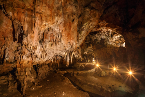 アグテレク・カルストとスロヴァキア・カルストの洞窟群／ハンガリーの世界遺産