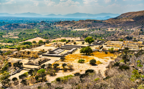 オアハカ中央盆地にあるヤグルとミトラの先史時代の洞窟群／メキシコの世界遺産