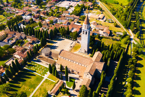 アクイレイアの遺跡地域と総大司教座聖堂のバシリカ／イタリアの世界遺産