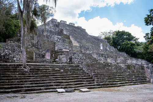 カンペチェ州カラクムルの古代マヤ都市と熱帯保護林／メキシコの世界遺産
