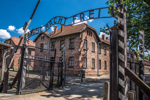 アウシュヴィッツ＝ビルケナウ ナチス・ドイツの強制絶滅収容所（1940年-1945年）／ポーランド／負の遺産