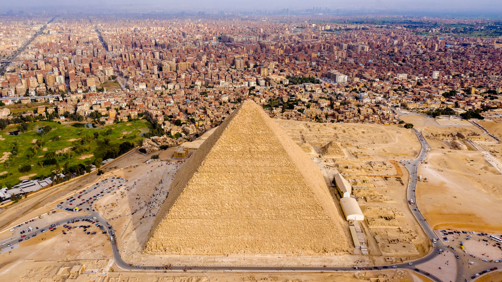 クフ王のピラミッド（ギザの大ピラミッド）