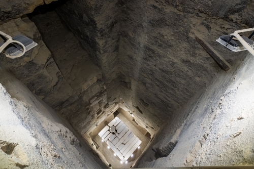 地下室／ジェセル王の階段ピラミッド