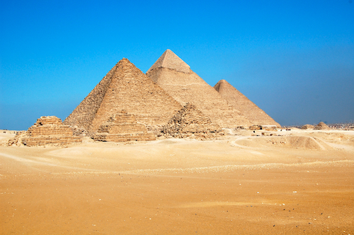 ギザの三大ピラミッド／エジプト
