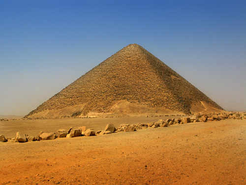 スネフェル王の赤いピラミッド／ダフシュール