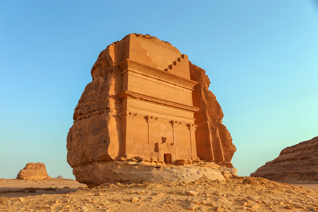 アル＝ヒジュルの考古遺跡（マダイン・サーレハ）／中東の世界遺産